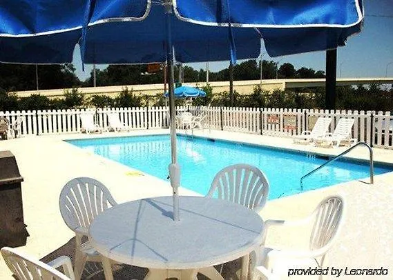 The Lodge At Pensacola Ferry Pass 2*,  United States