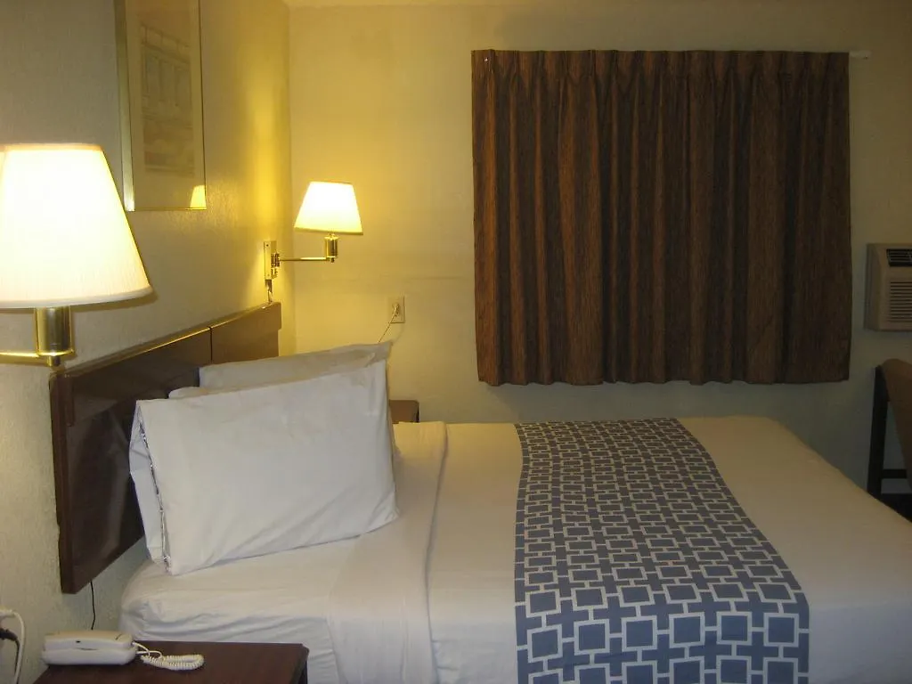 The Lodge At Pensacola Ferry Pass
